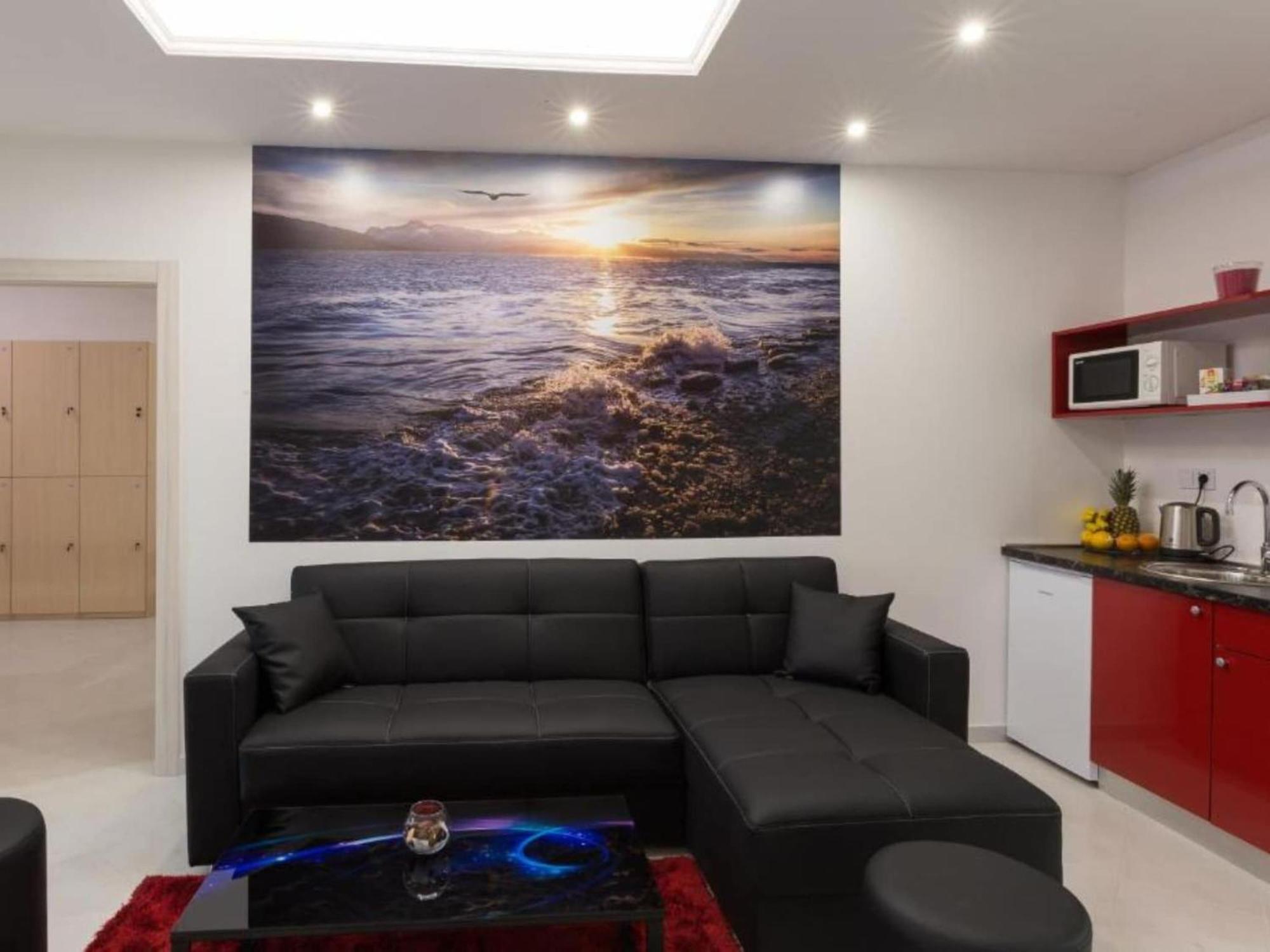 Free Bird - Bed In Seven Bed Mixed 1 Holiday home