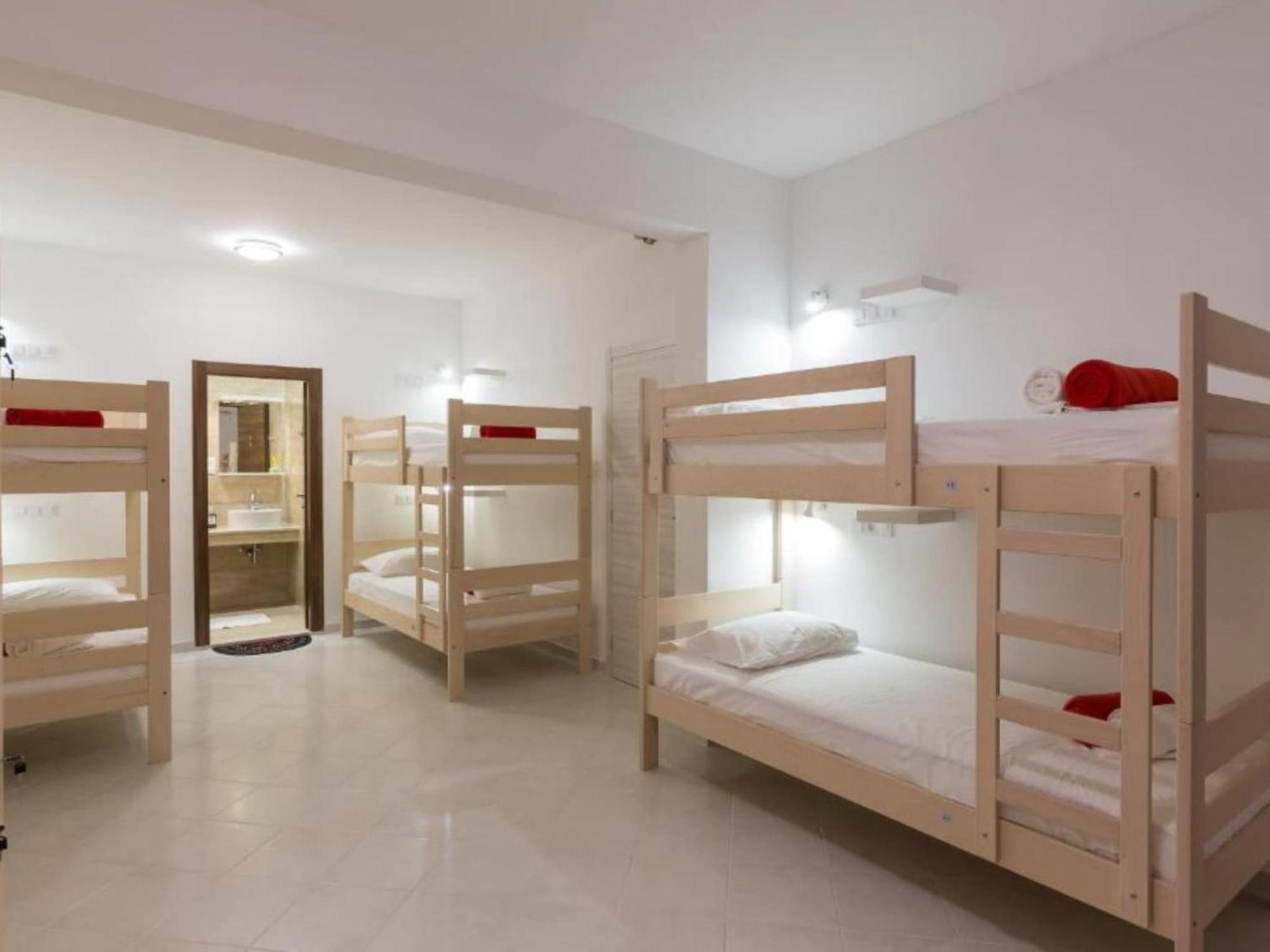 Free Bird - Bed In Seven Bed Mixed 1 Holiday home Dubrovnik